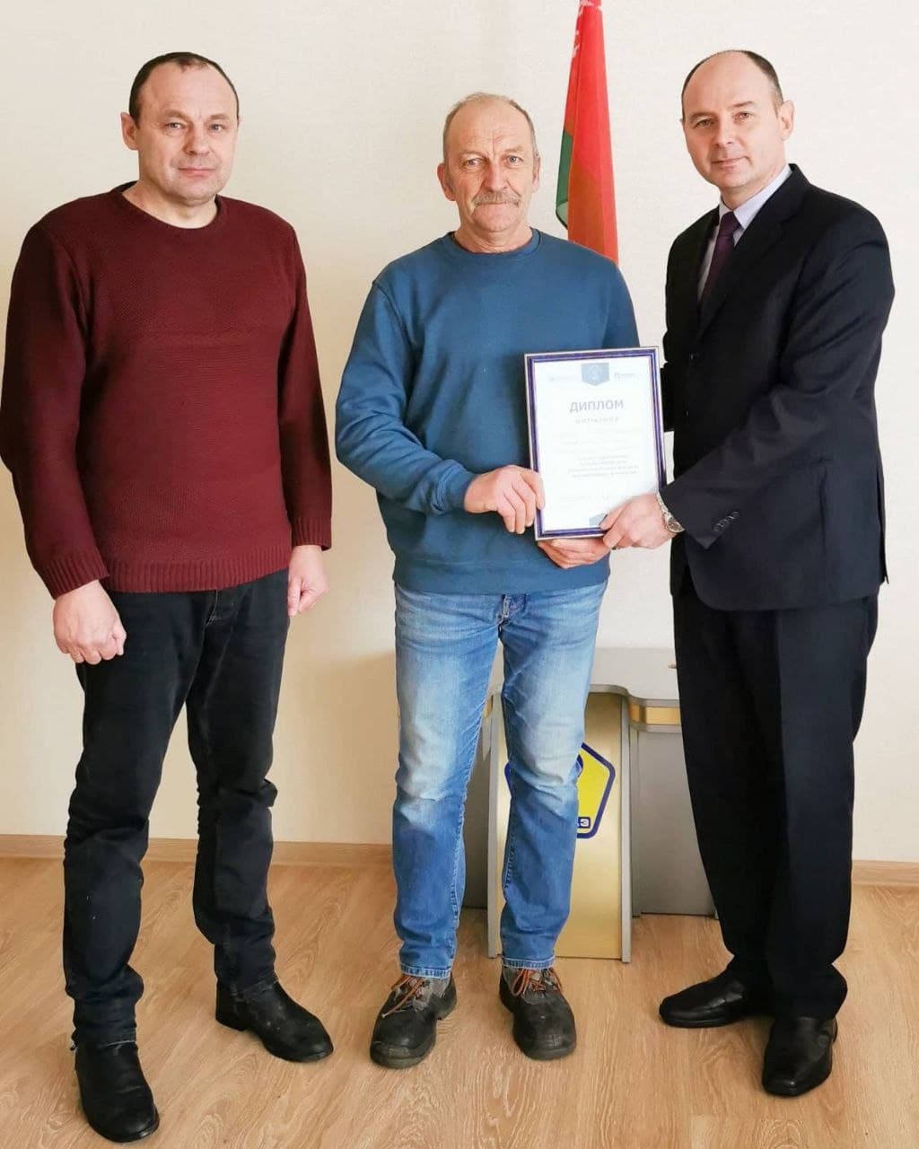 photo_2021-12-01_18-01-07 (2).jpg