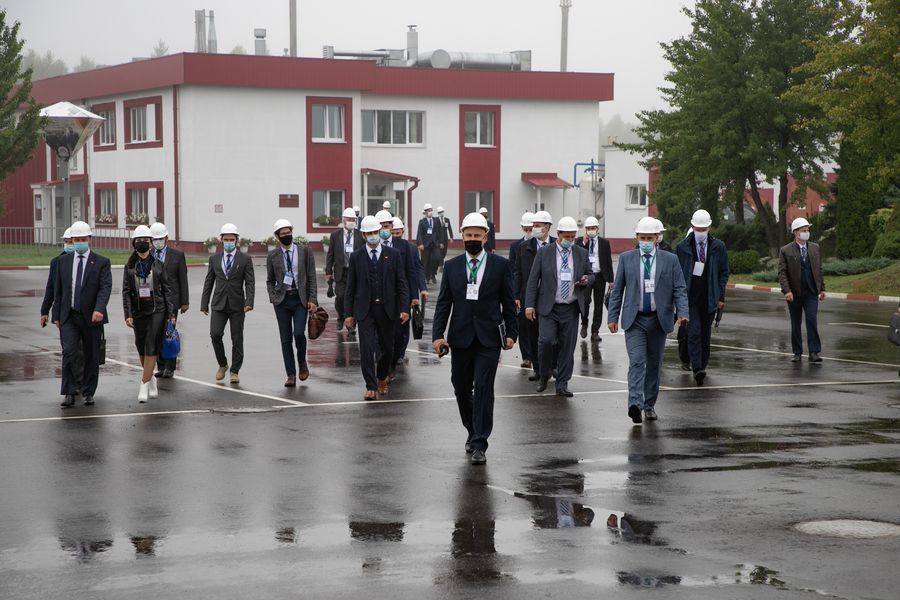 улица в движении.jpg