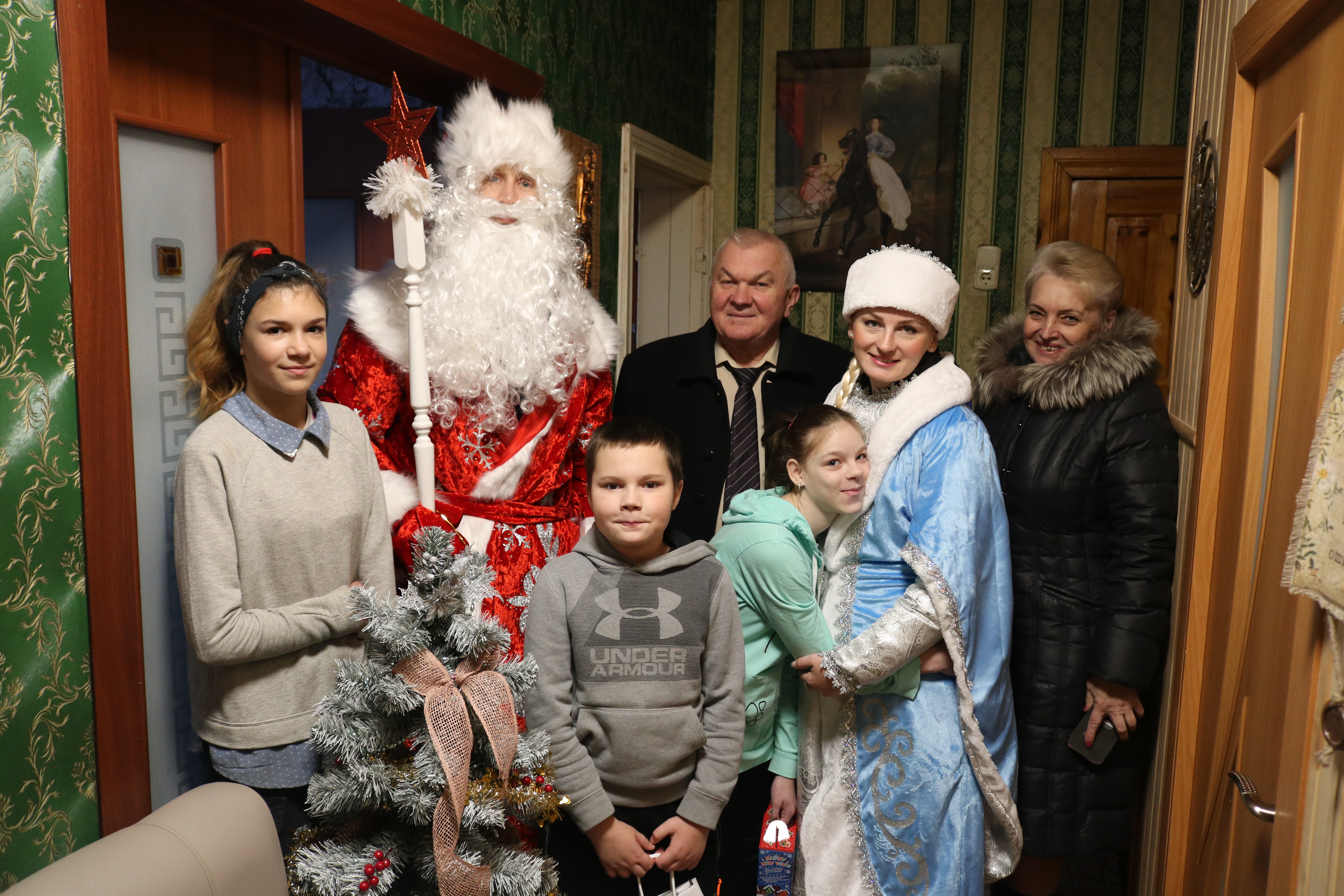 Приемные семьи Сморгонь 2.JPG